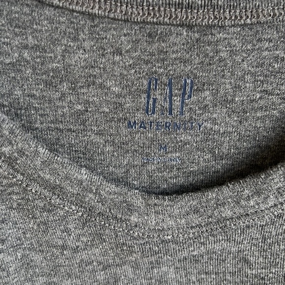 (3) Gap Maternity long sleeve T-shirt BUNDLE - Picture 3 of 6